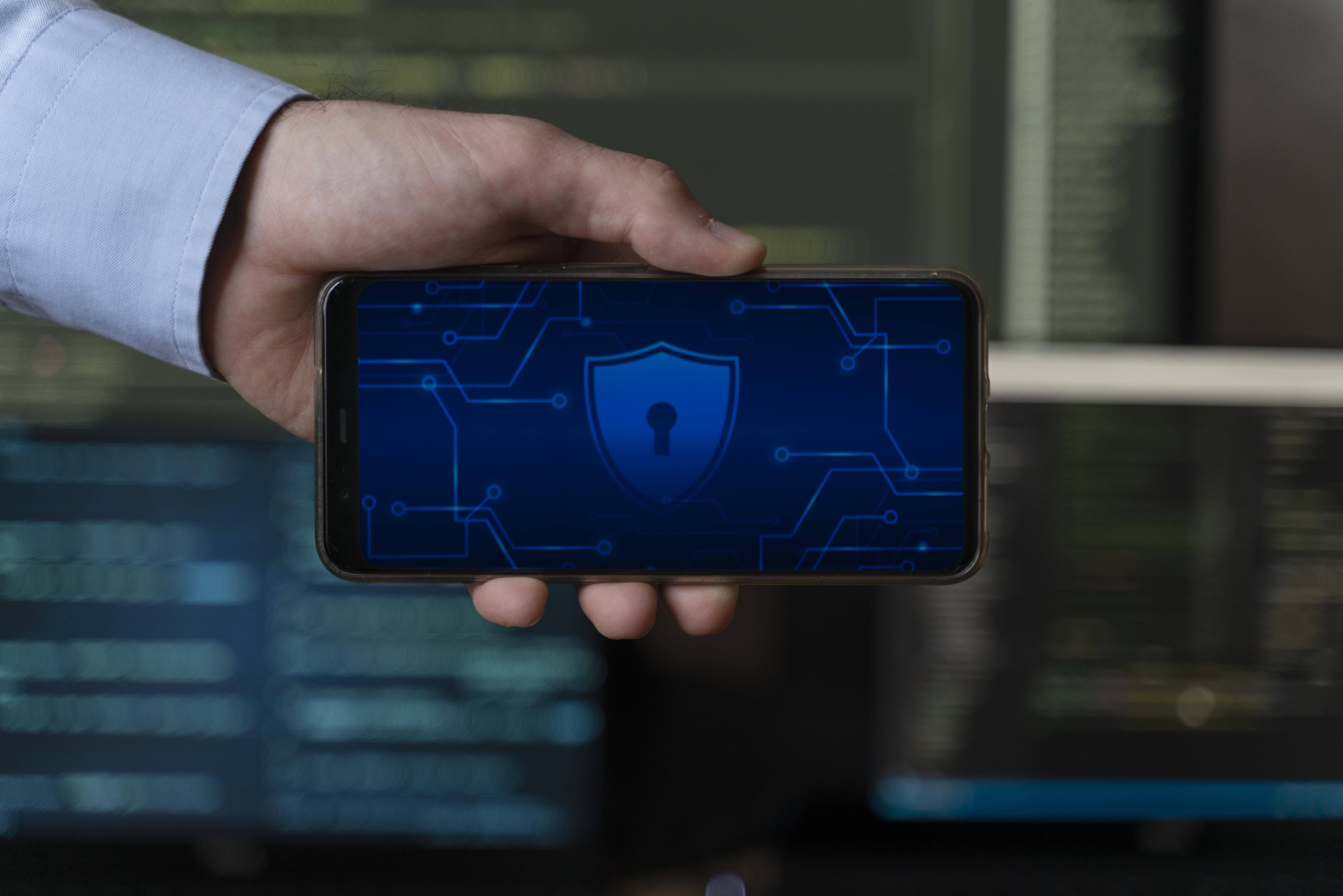 İşyerleri için Entegre Alarm ve Geçiş Kontrol Sistemleriyle Operasyonel Verim Artışı